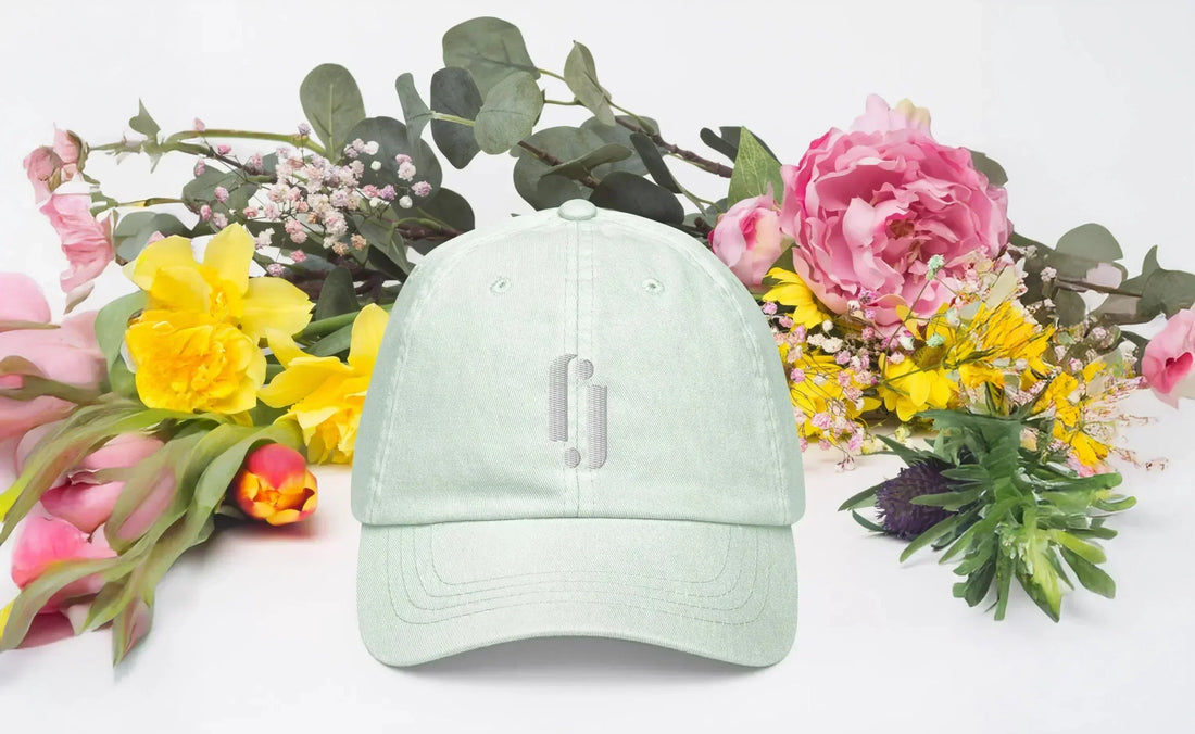 Pastell grønn caps med fjunku logo