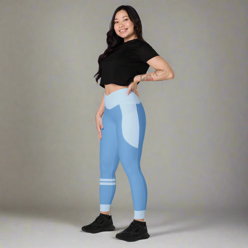 Woman with ble leggings from fjunku